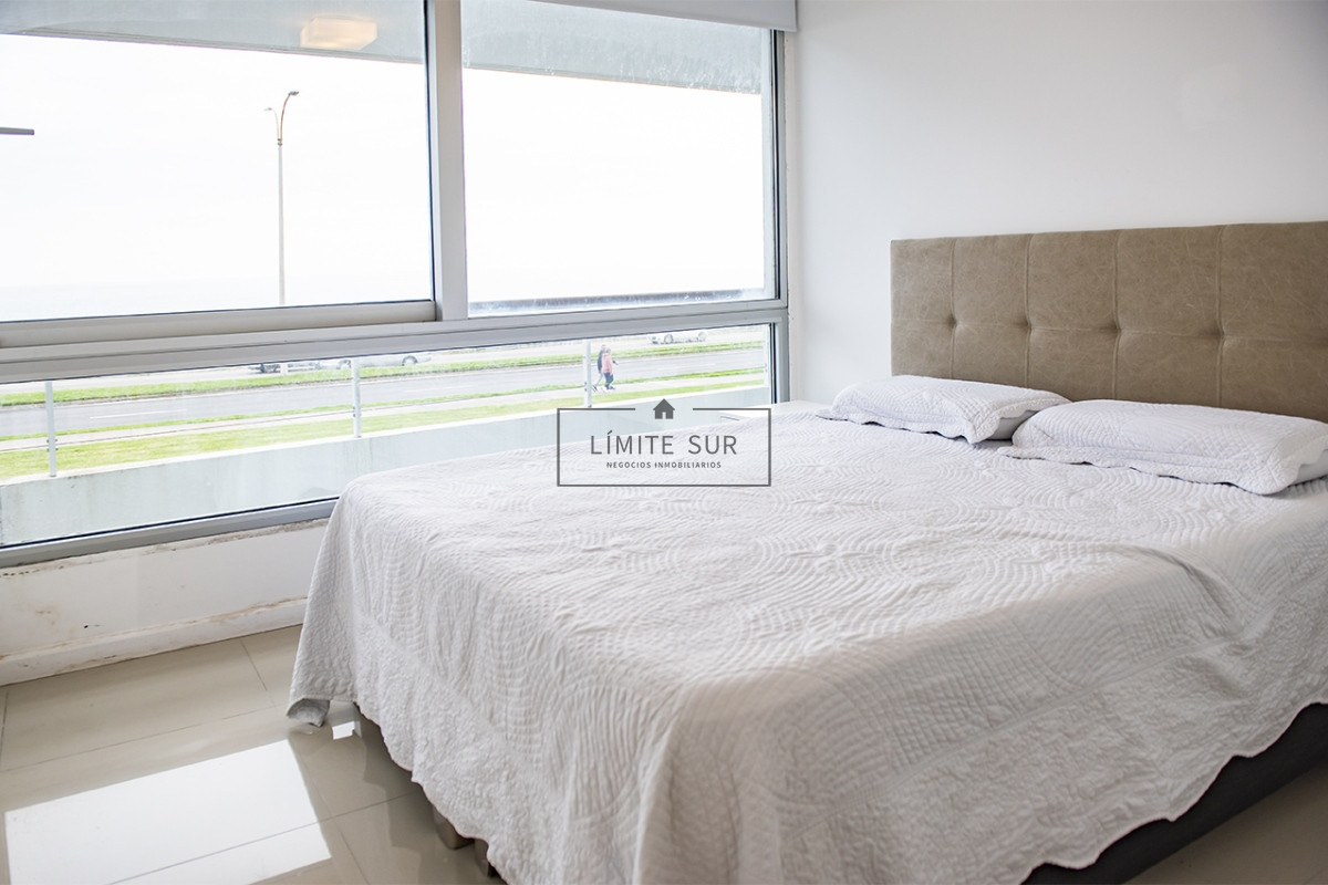 Apartamento ID.214 - Departamento de 3 dormitorios en venta. Gran Oportunidad en Mansa.