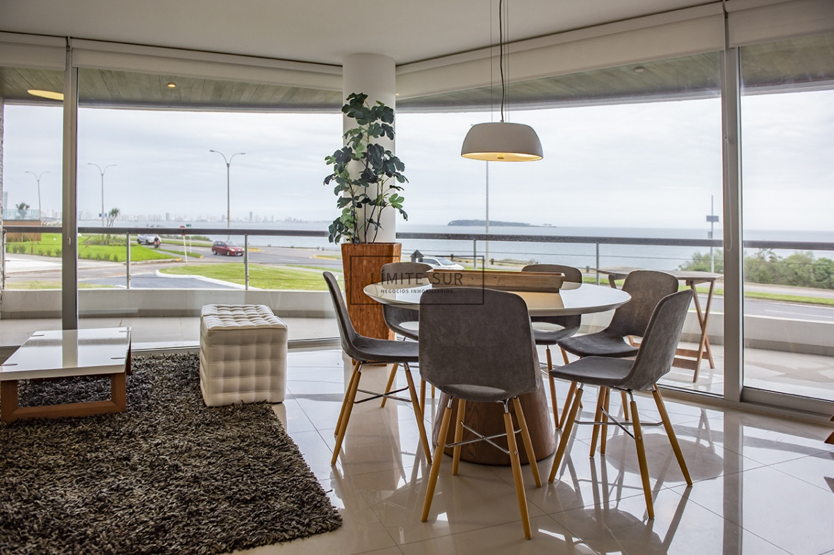 Apartamento ID.214 - Departamento de 3 dormitorios en venta. Gran Oportunidad en Mansa.