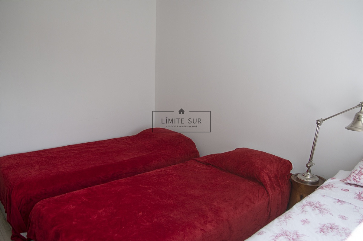 Apartamento ID.207 - Espectacular departamento en Playa Mansa de 3 dormitorios frente al mar!