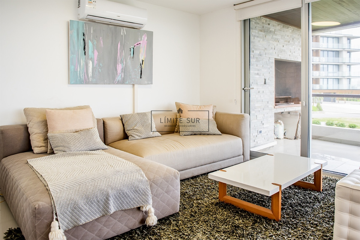 Apartamento ID.214 - Departamento de 3 dormitorios en venta. Gran Oportunidad en Mansa.