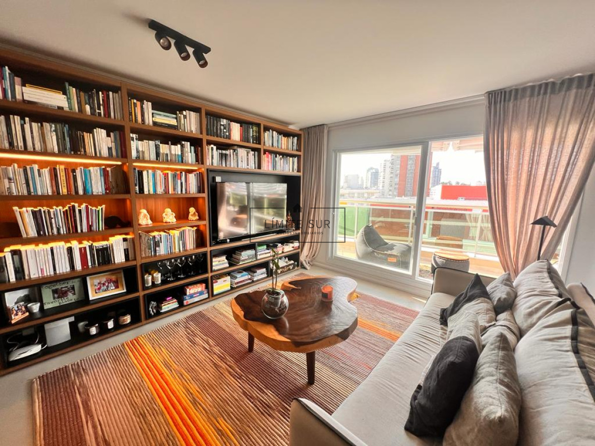 Apartamento ID.217 - Vende espectacular apartamento de 3 dormitorios en Coral Tower, Playa Mansa, Punta del Este 