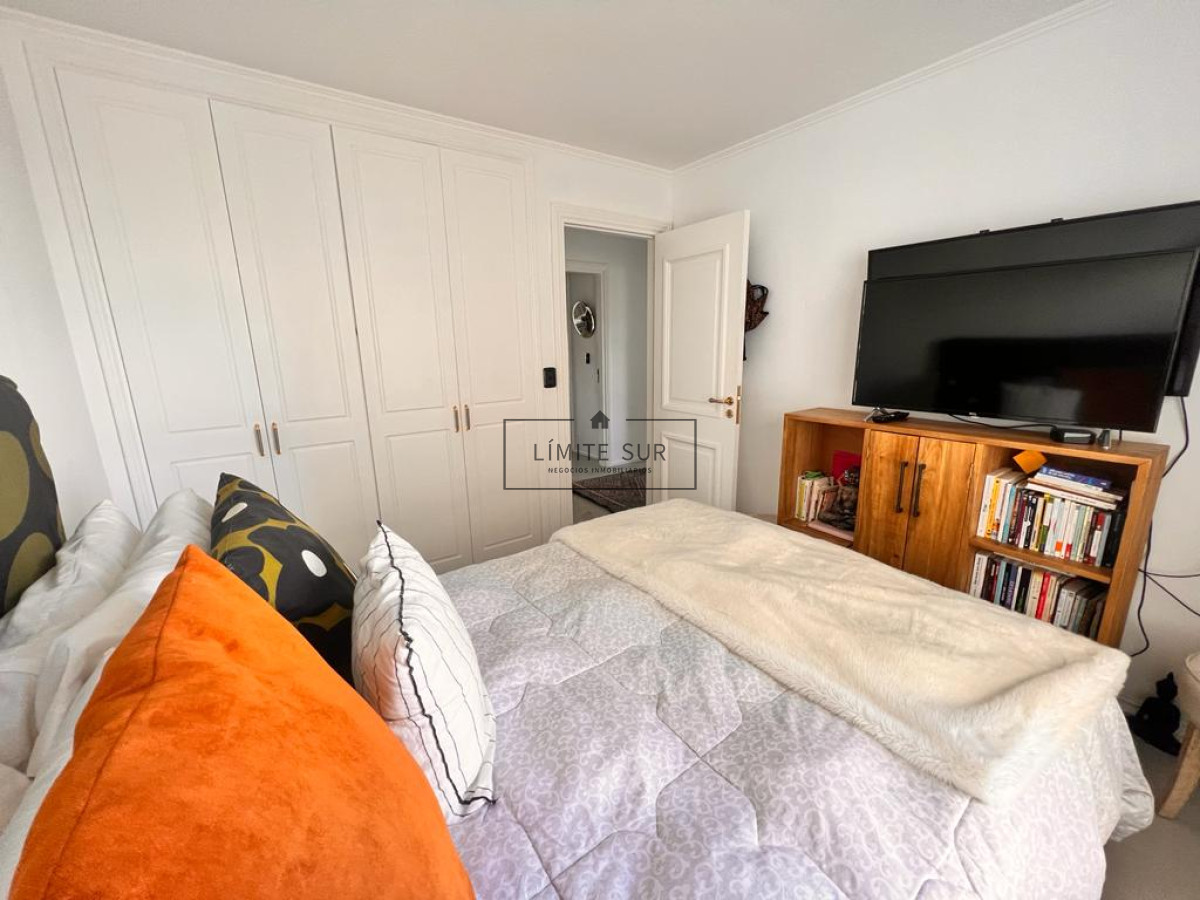 Apartamento ID.217 - Vende espectacular apartamento de 3 dormitorios en Coral Tower, Playa Mansa, Punta del Este 