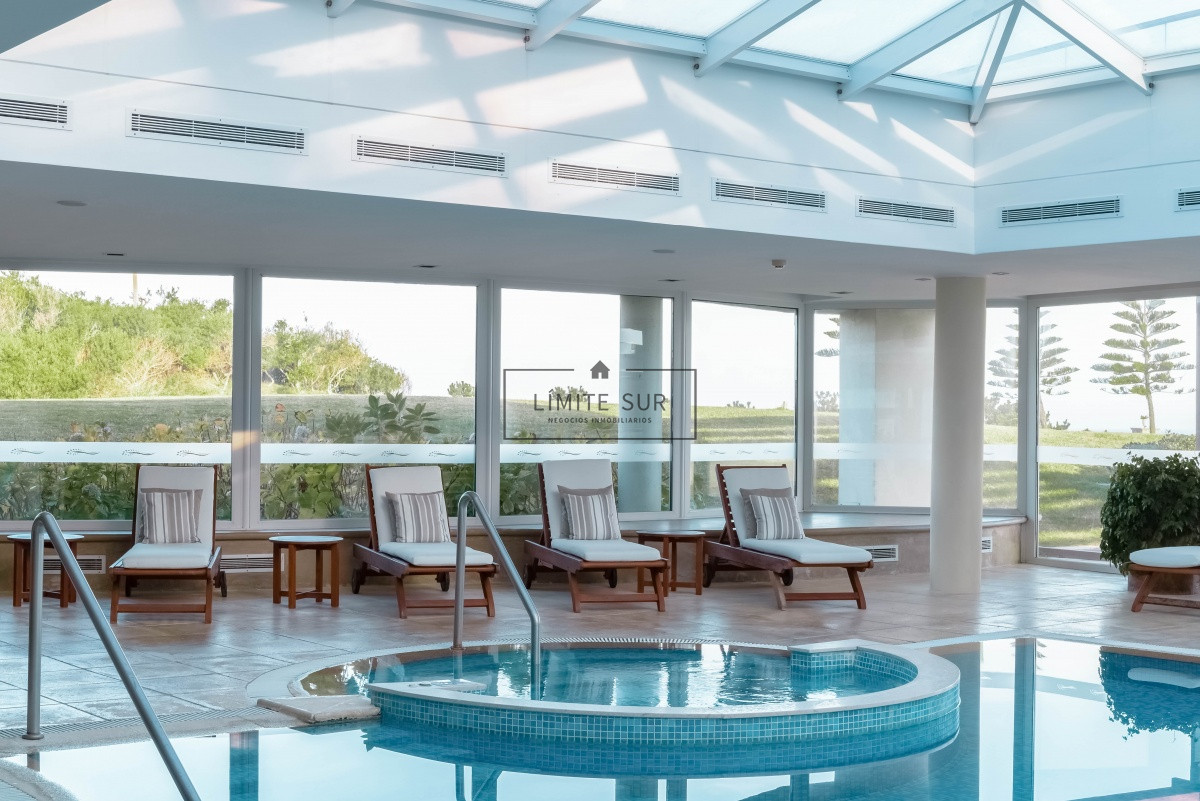 Apartamento ID.206 - Comodo e iluminado departamento en venta de 3 dormitorios con preciosa vista al mar. Veramansa