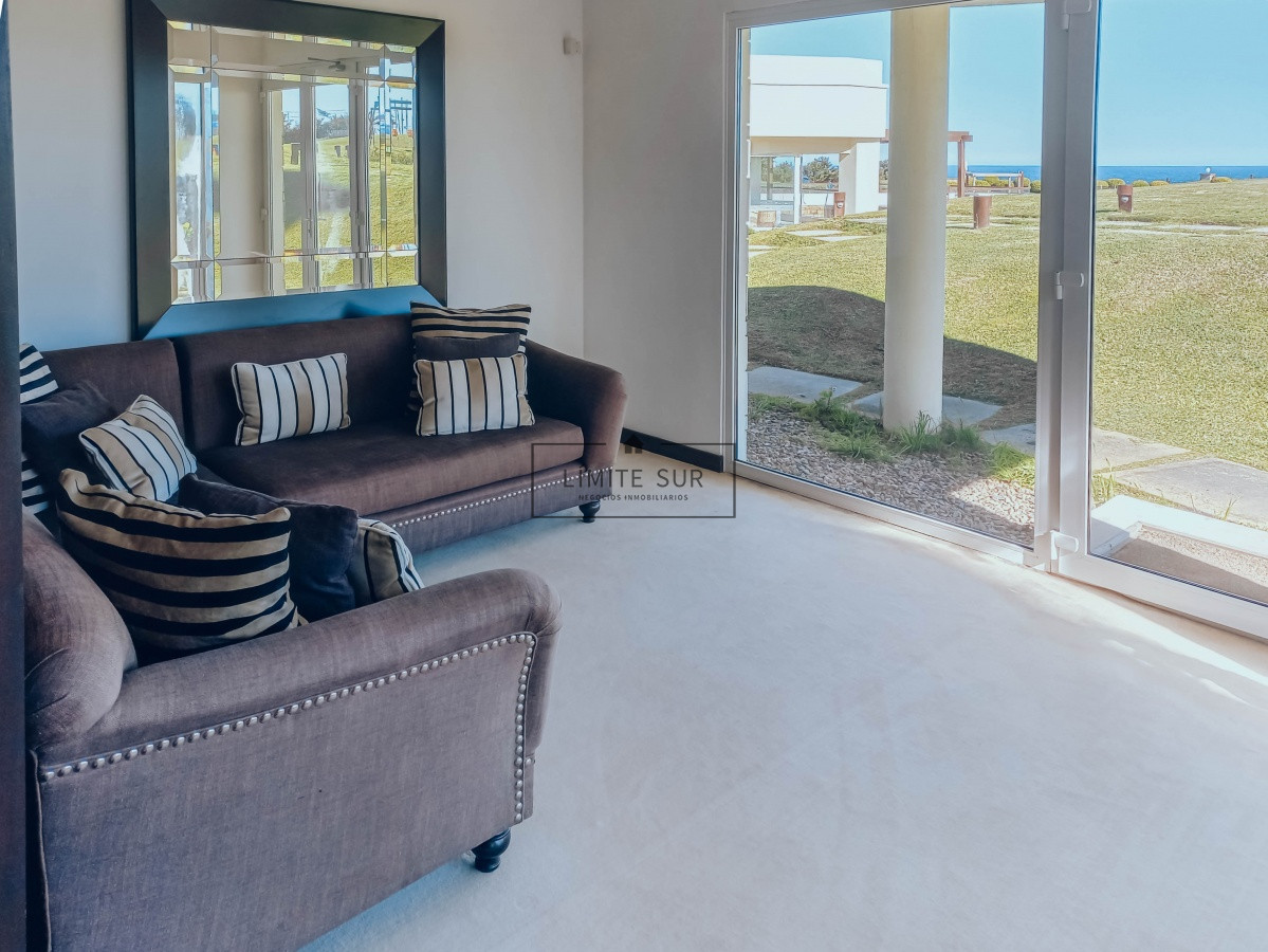 Apartamento ID.206 - Comodo e iluminado departamento en venta de 3 dormitorios con preciosa vista al mar. Veramansa