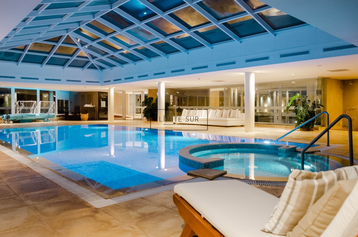 Apartamento ID.206 - Comodo e iluminado departamento en venta de 3 dormitorios con preciosa vista al mar. Veramansa