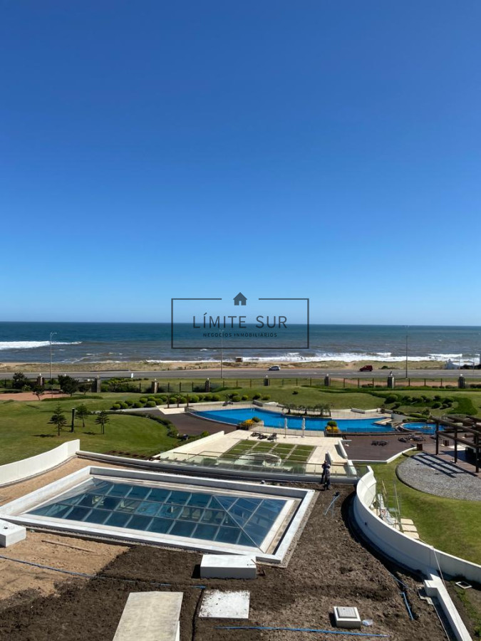 Apartamento ID.206 - Comodo e iluminado departamento en venta de 3 dormitorios con preciosa vista al mar. Veramansa