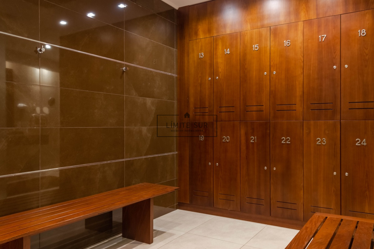 Apartamento ID.206 - Comodo e iluminado departamento en venta de 3 dormitorios con preciosa vista al mar. Veramansa