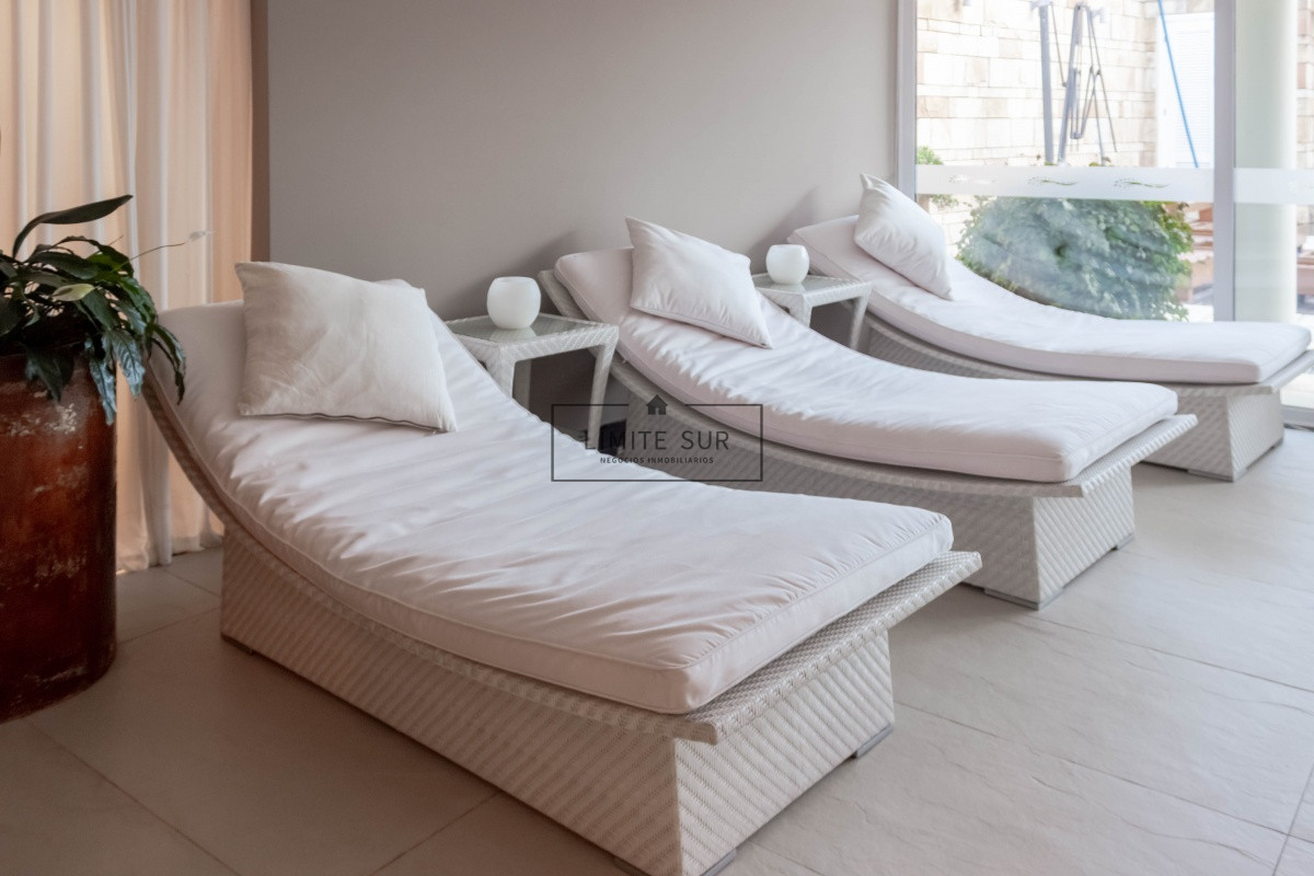 Apartamento ID.206 - Comodo e iluminado departamento en venta de 3 dormitorios con preciosa vista al mar. Veramansa