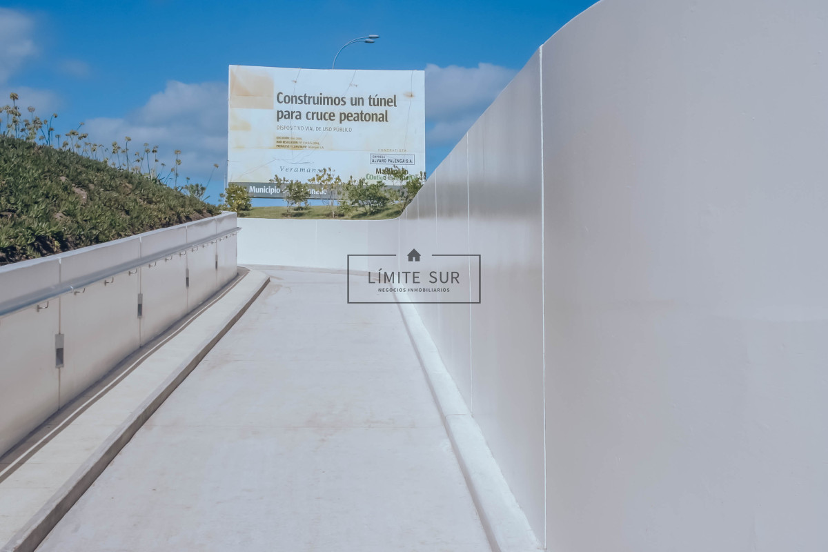 Apartamento ID.206 - Comodo e iluminado departamento en venta de 3 dormitorios con preciosa vista al mar. Veramansa