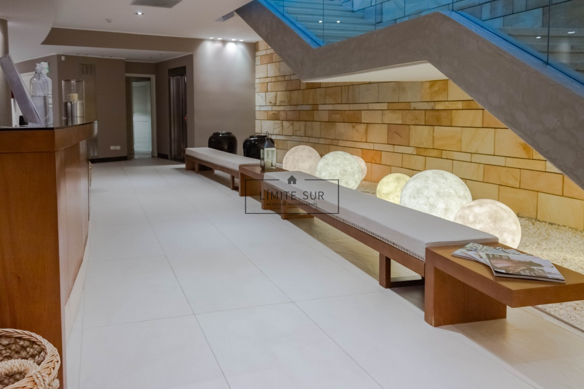 Apartamento ID.206 - Comodo e iluminado departamento en venta de 3 dormitorios con preciosa vista al mar. Veramansa