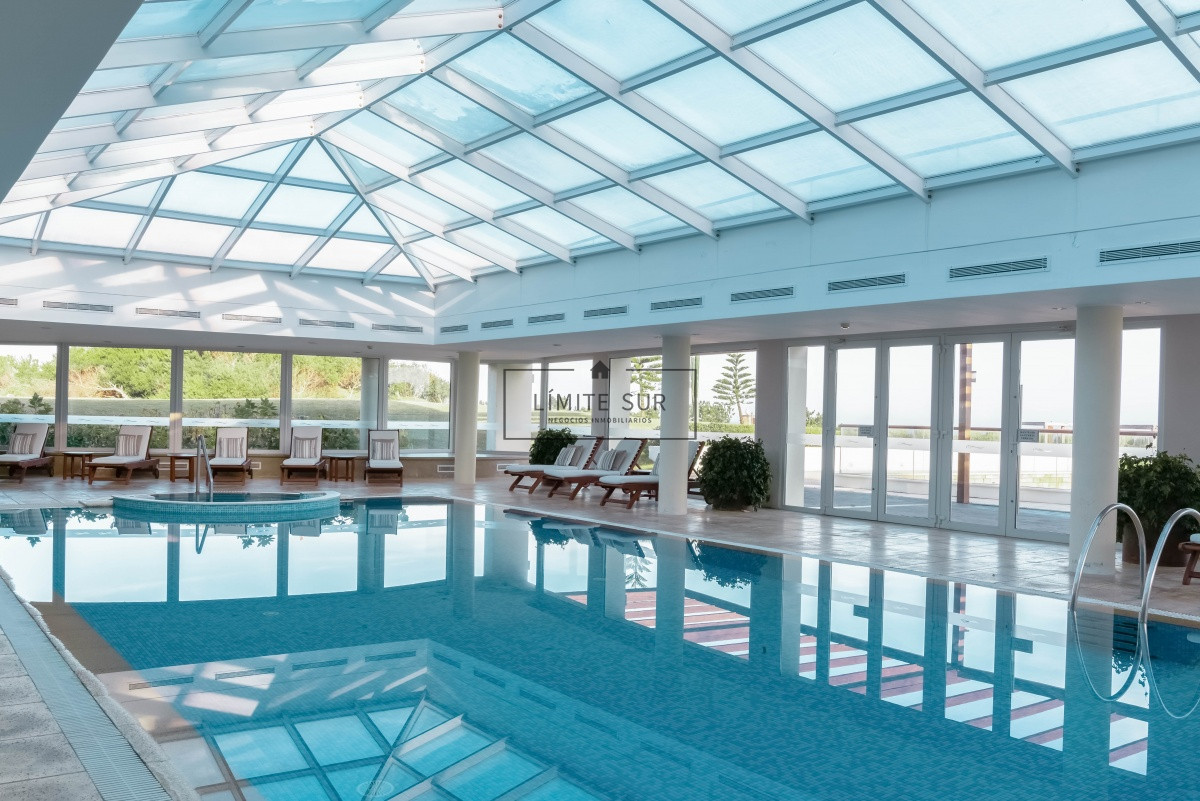 Apartamento ID.206 - Comodo e iluminado departamento en venta de 3 dormitorios con preciosa vista al mar. Veramansa