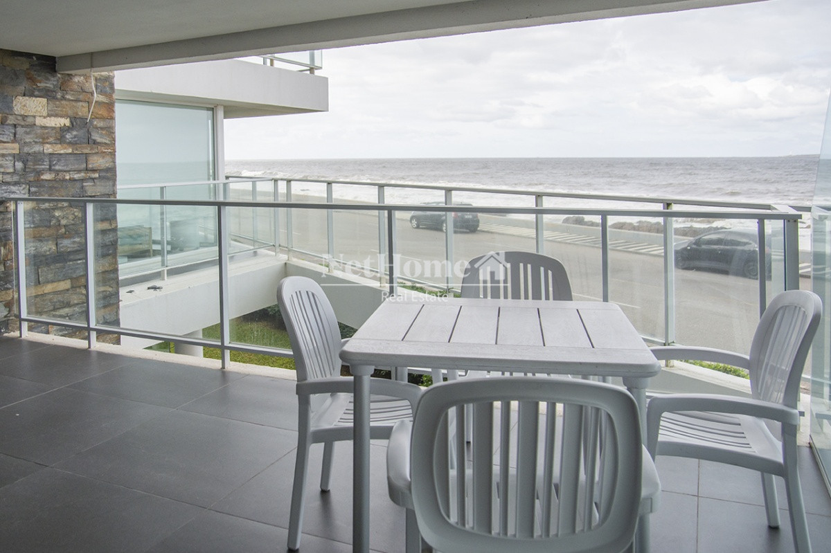 Apartamento ID.221 - Playa Brava Apartamento 3 dormitorios Frente al mar