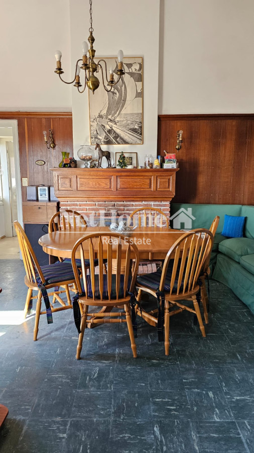 Casa ID.49 - Importante residencia frente al mar en venta.