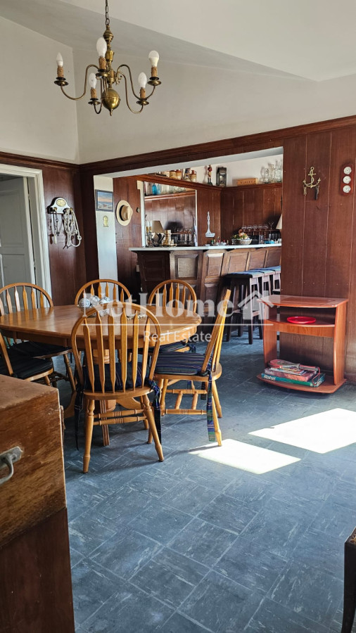 Casa ID.49 - Importante residencia frente al mar en venta.