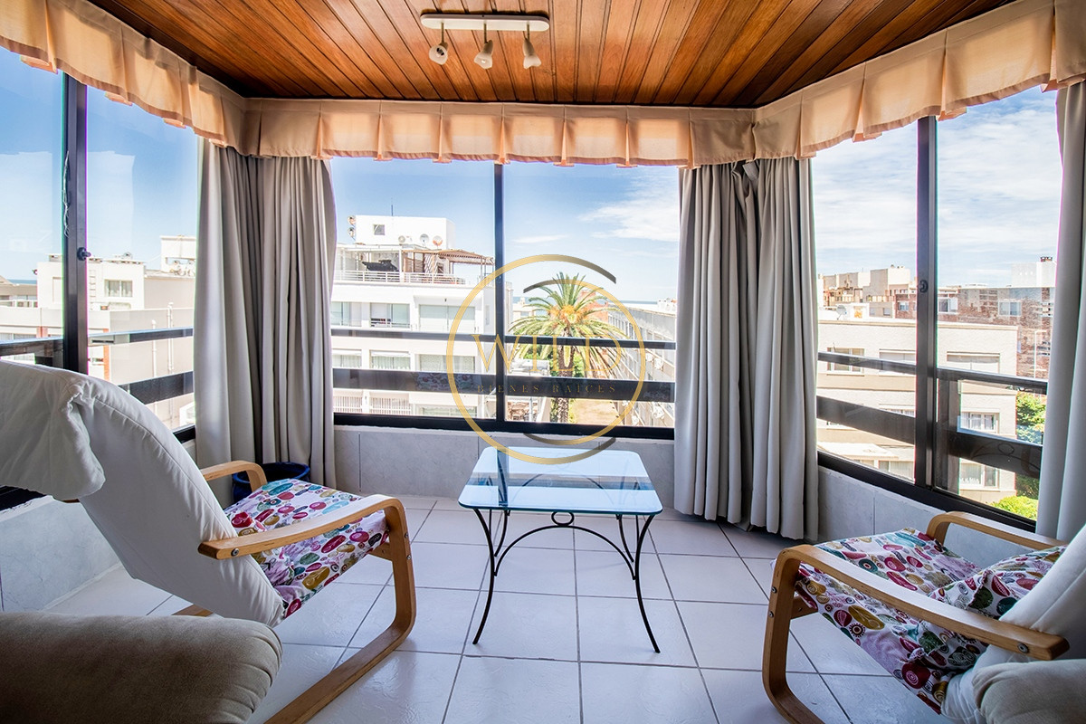 Apartamento ID.2369 - Apartamento en Venta de 3 dormitorios en Edificio Palm Beach , Punta del este , Gorlero , Maldonado 