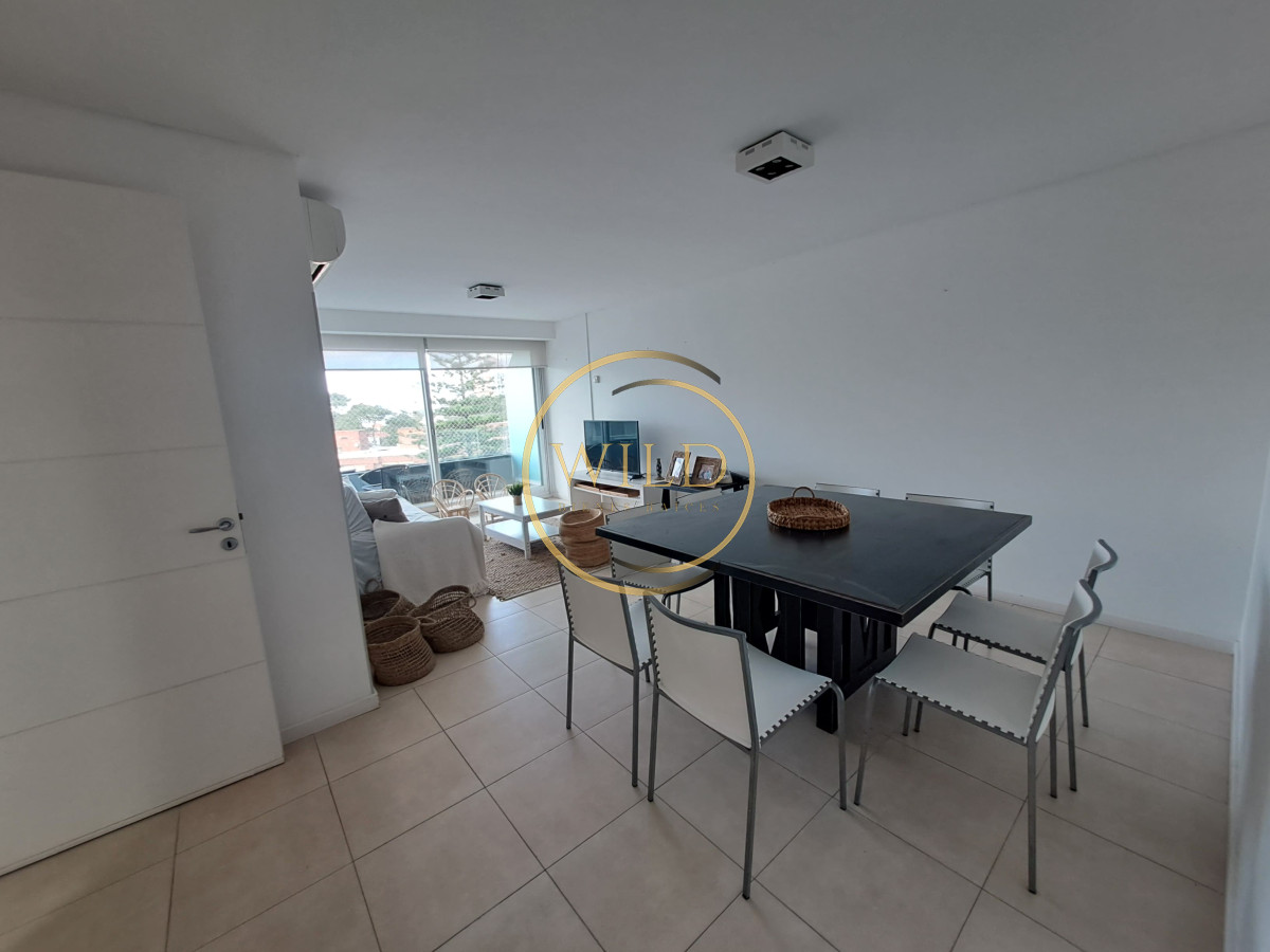 Apartamento ID.2018 - Vende departamento de 3 dormitorios y excelentes amenities en Mansa Punta del Este