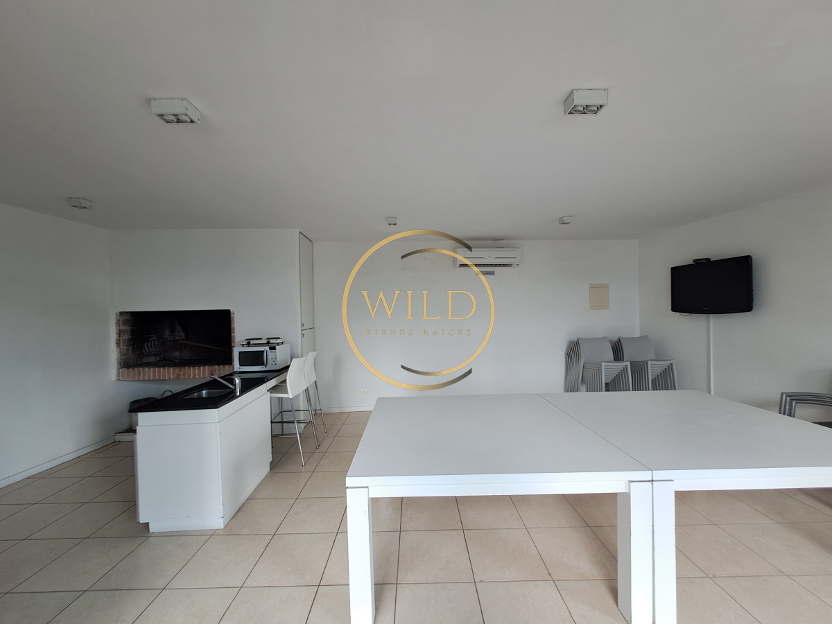 Apartamento ID.2018 - Vende departamento de 3 dormitorios y excelentes amenities en Mansa Punta del Este