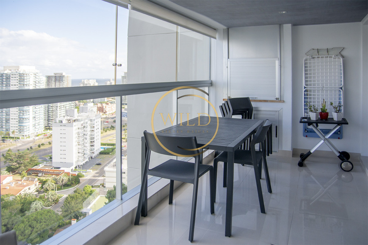Apartamento ID.2621 - Vende apto de 2 dormitorios en Miami Boulevard ! Punta del este