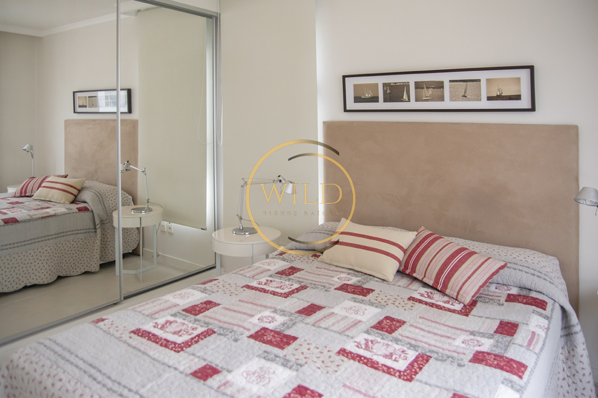 Apartamento ID.1840 - Departamento de 1 dormitorio y medio en venta en complejo con amenities. Playa Brava