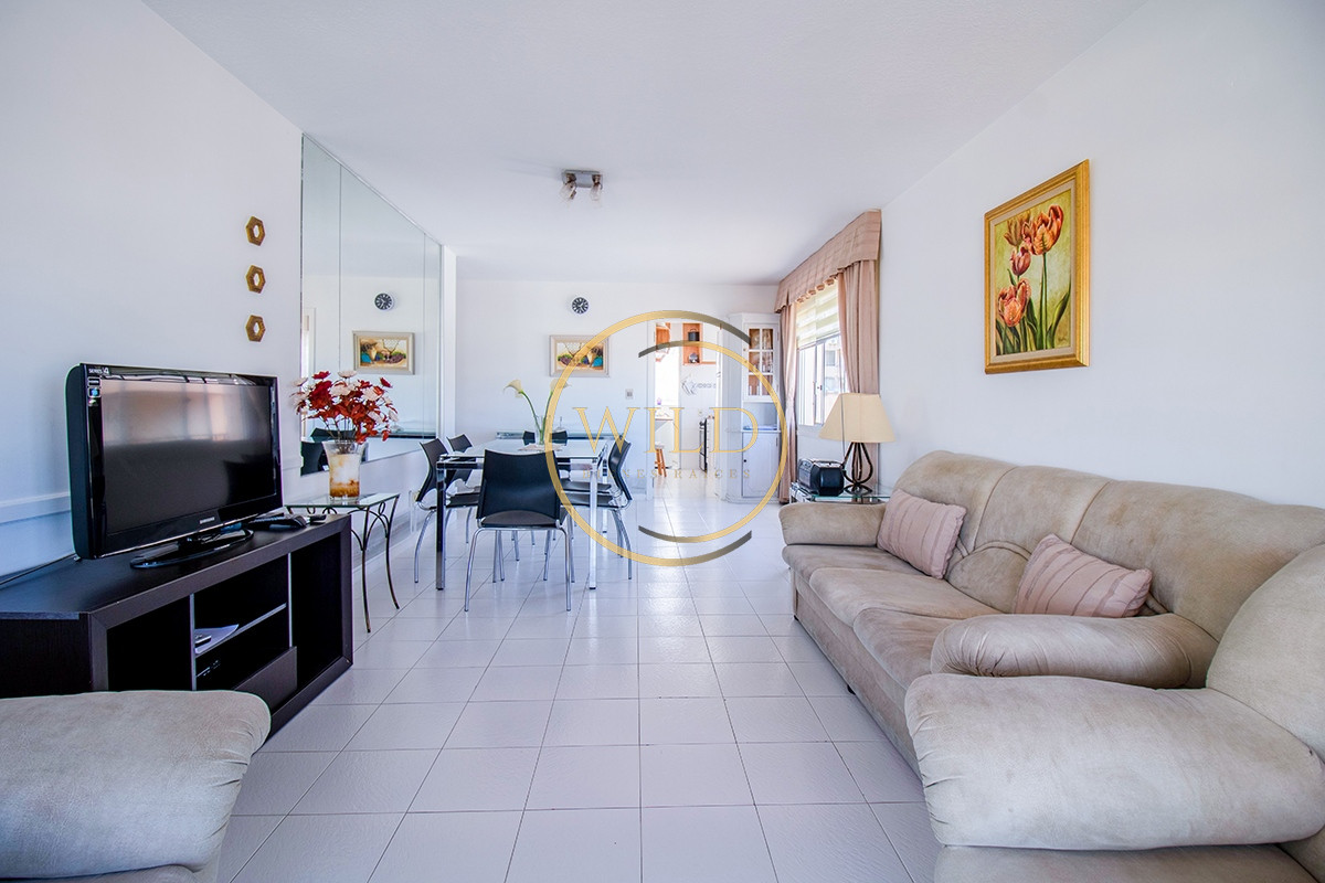 Apartamento ID.2369 - Apartamento en Venta de 3 dormitorios en Edificio Palm Beach , Punta del este , Gorlero , Maldonado 