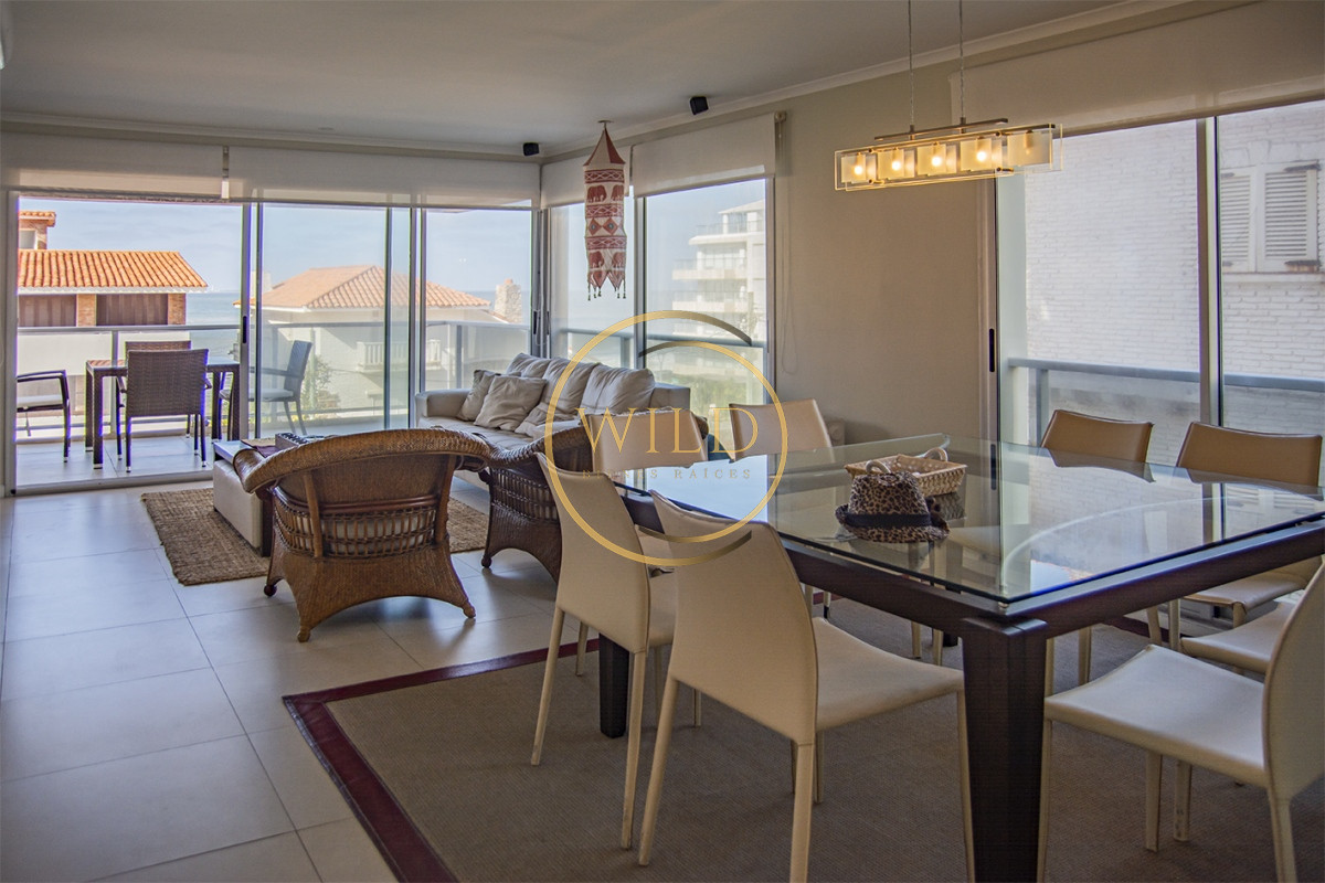Apartamento ID.1834 - Departamento de 3 dormitorios con parrillero en venta, edificio nuevo en la Peninsula.