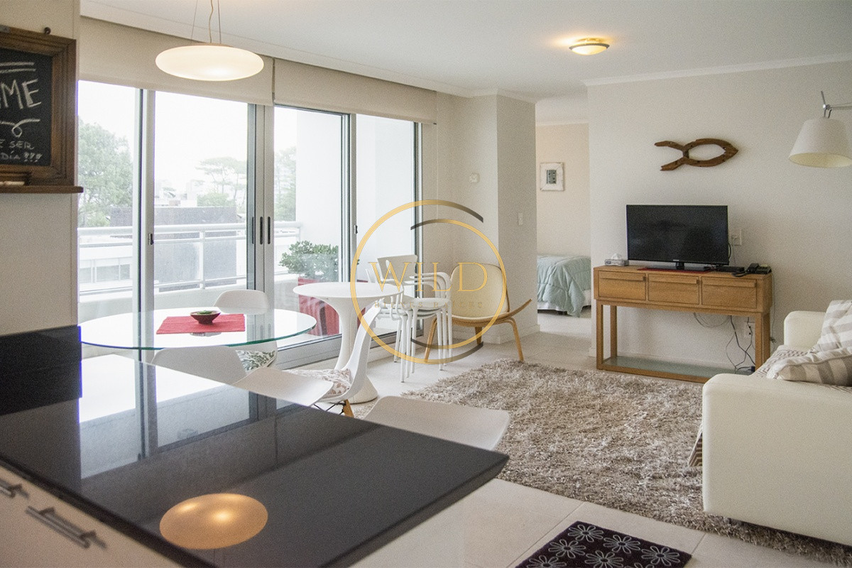 Apartamento ID.1840 - Departamento de 1 dormitorio y medio en venta en complejo con amenities. Playa Brava