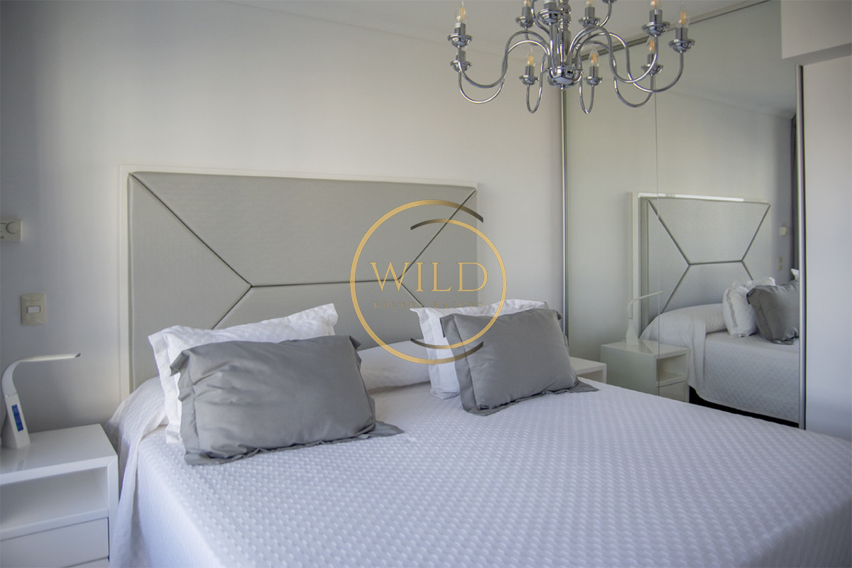 Apartamento ID.2621 - Vende apto de 2 dormitorios en Miami Boulevard ! Punta del este