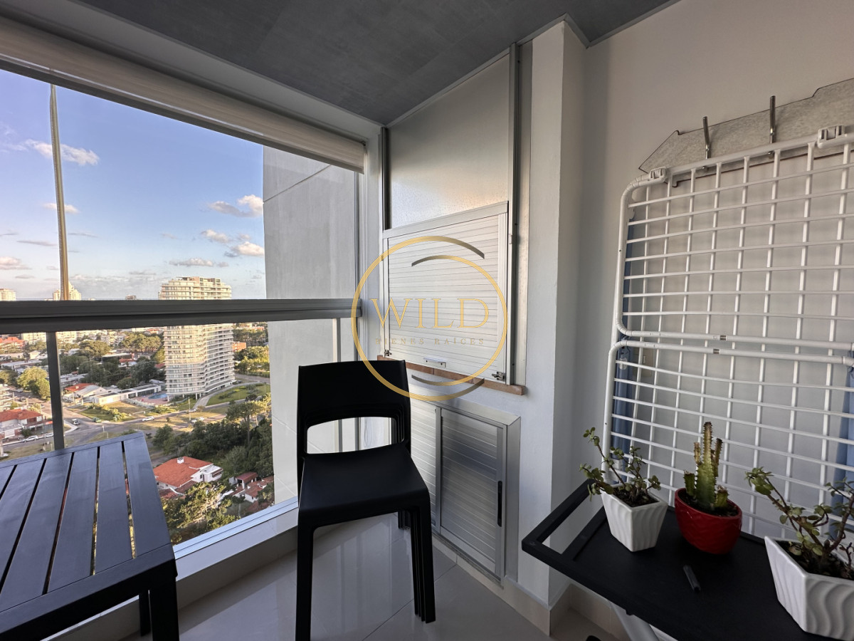 Apartamento ID.2621 - Vende apto de 2 dormitorios en Miami Boulevard ! Punta del este
