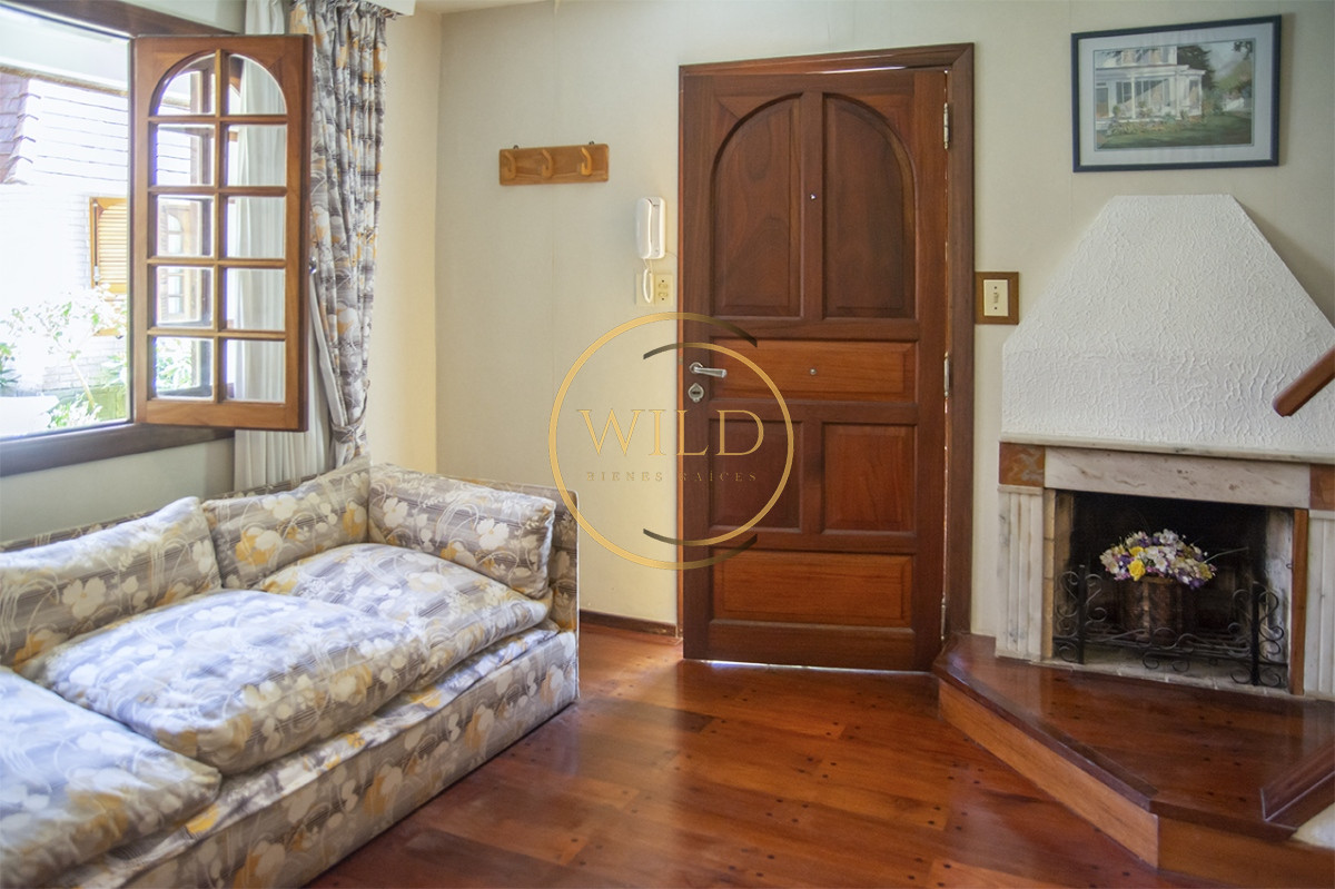 Apartamento ID.2296 - Casa en venta 2 dormitorios en Playa Mansa, Punta del Este. 