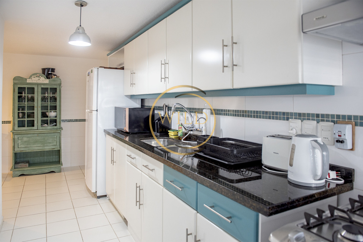 Apartamento ID.2340 - Vende apartamento de 3 dormitorios en Mansa, Punta del Este.