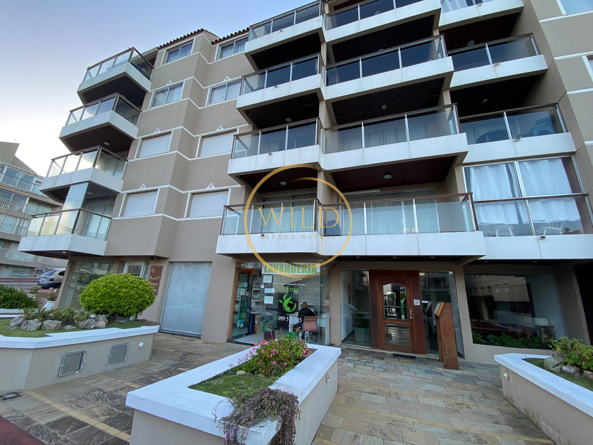 Apartamento ID.2272 - Departamento de 3 dormitorios en Punta del Este