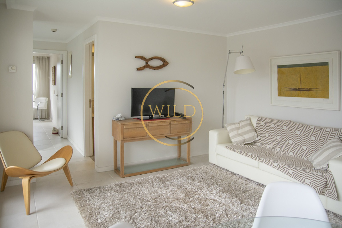 Apartamento ID.1840 - Departamento de 1 dormitorio y medio en venta en complejo con amenities. Playa Brava
