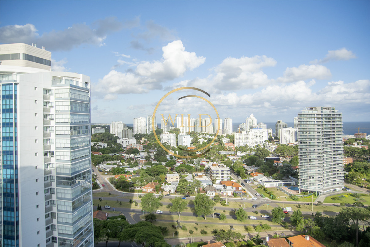 Apartamento ID.2621 - Vende apto de 2 dormitorios en Miami Boulevard ! Punta del este