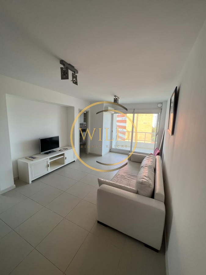 Apartamento ID.2133 - Apartamento de 2 dormitorios en venta en Punta del Este 