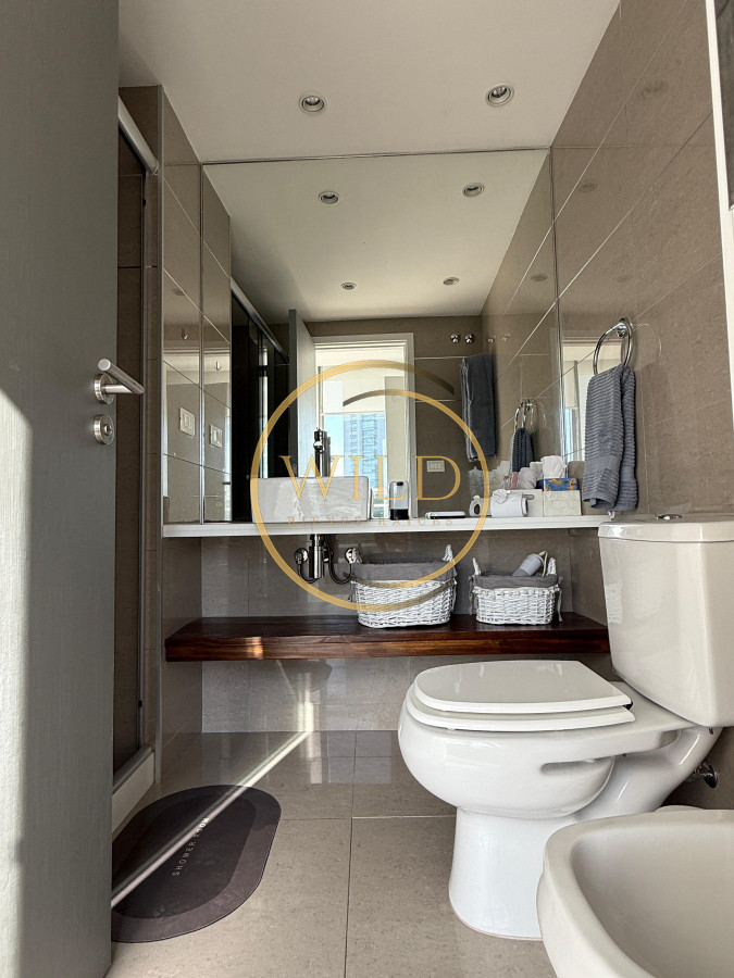 Apartamento ID.2379 - En venta apartamento de 2 dormitorios en suite en Mansa, Punta del Este.