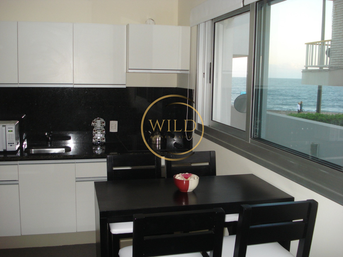 Apartamento ID.2278 - Vende apartamenro de 1 dormitorio en Peninsula, Punta del Este.