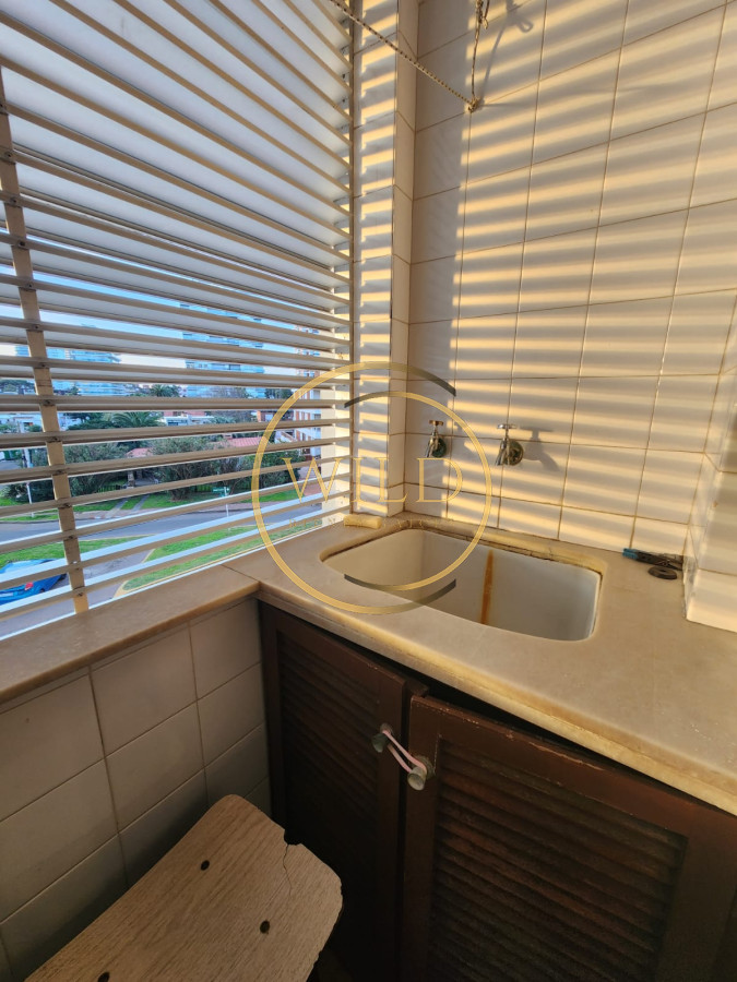 Apartamento ID.1857 - Departamento de 1 dormitorio en venta en complejo frente al mar. 
