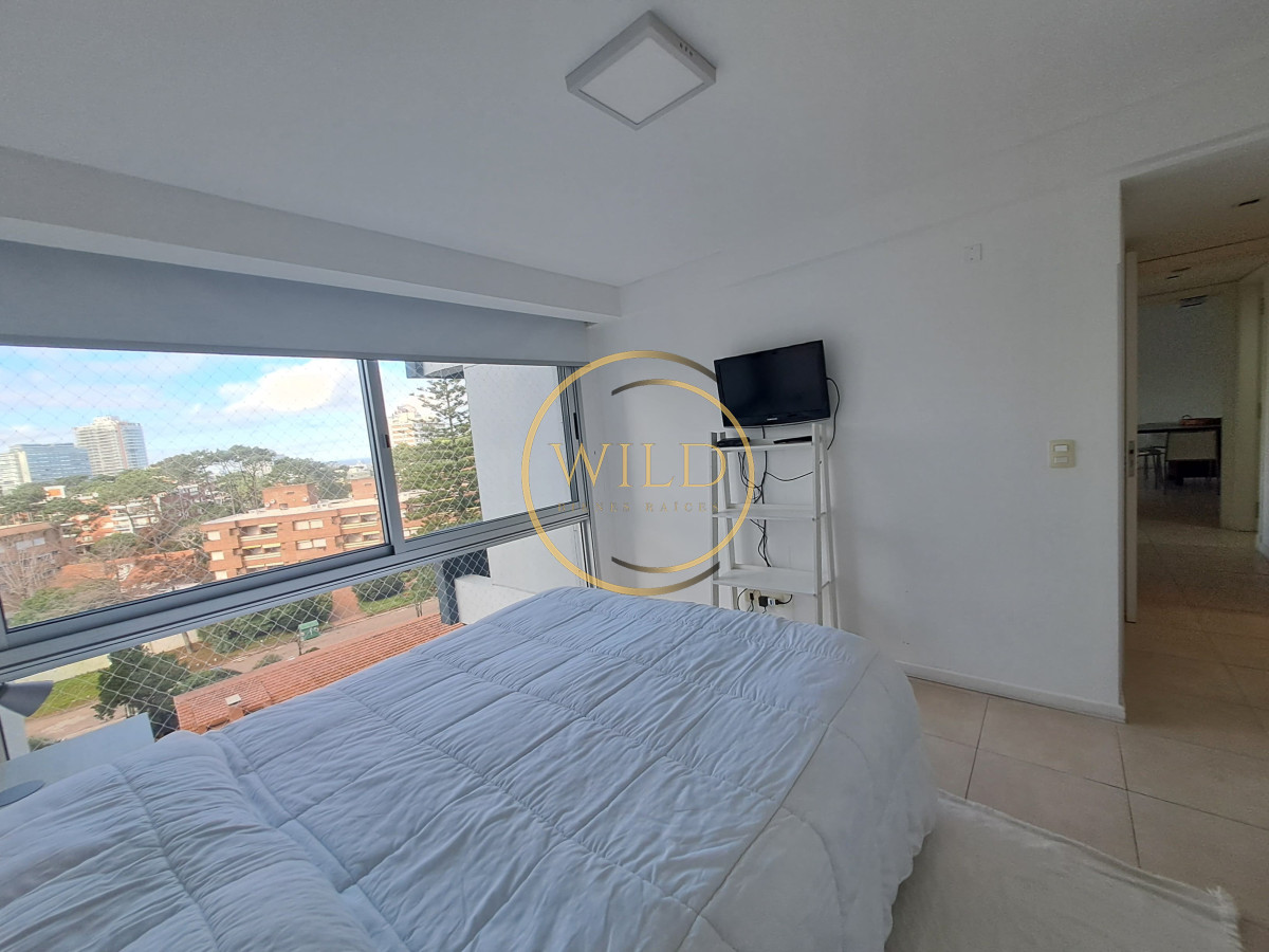 Apartamento ID.2018 - Vende departamento de 3 dormitorios y excelentes amenities en Mansa Punta del Este