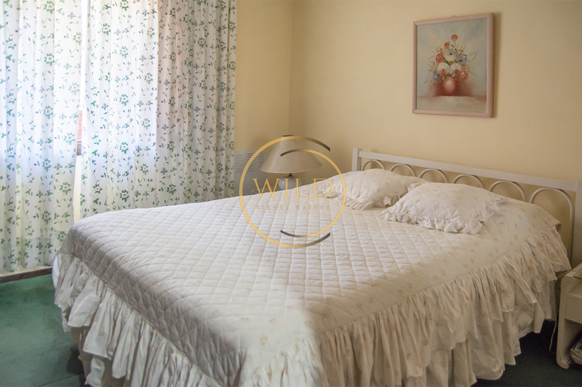 Apartamento ID.2296 - Casa en venta 2 dormitorios en Playa Mansa, Punta del Este. 