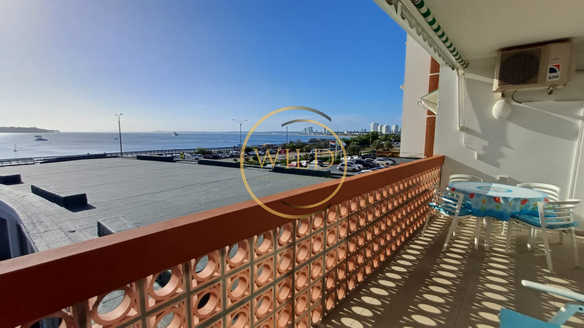Apartamento ID.1959 - Espectacular departamento de 1 dormitorio recilado en venta frente al mar