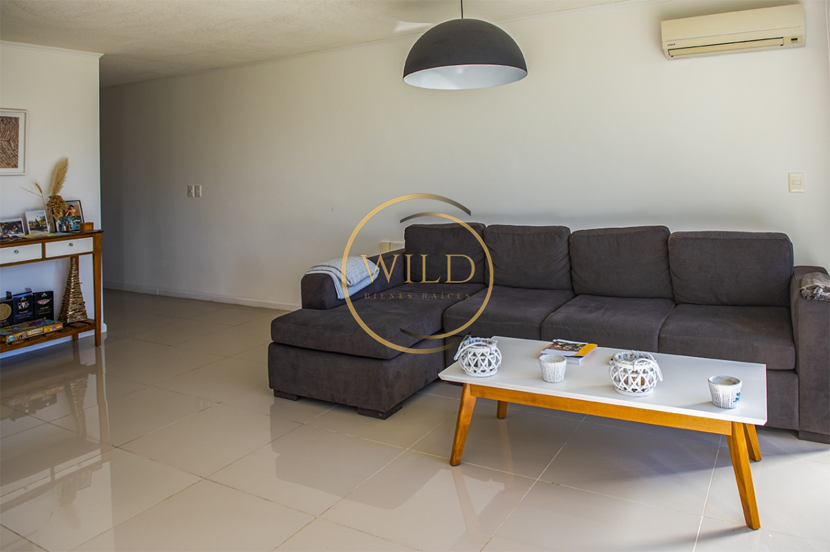 Apartamento ID.2070 - Apartamento en venta en Roosevelt, 2 dormitorios, bajos gastos comunes 