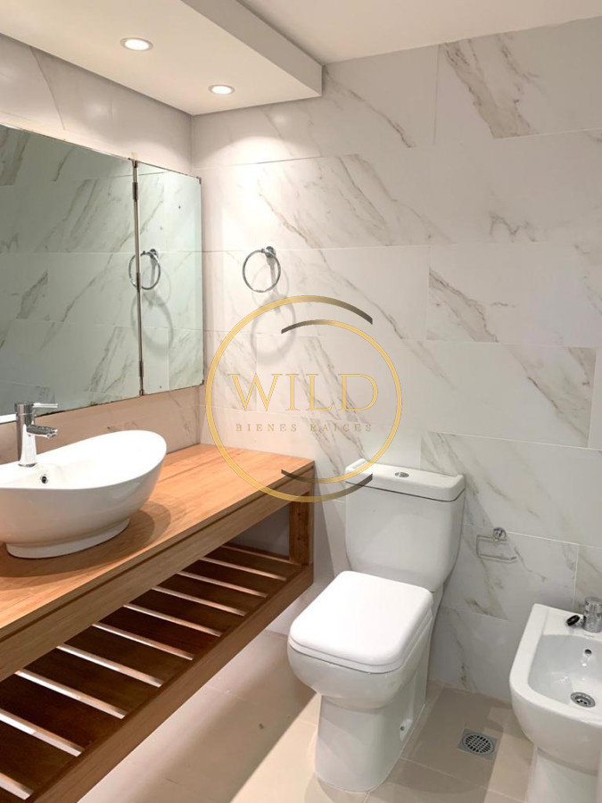 Apartamento ID.2245 - Apartamento en Venta de 2 dormitorios en Edificio I´marangatu, Playa Mansa , Punta del Este