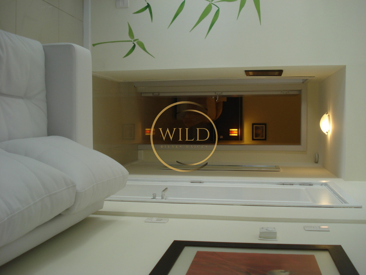 Apartamento ID.2278 - Vende apartamenro de 1 dormitorio en Peninsula, Punta del Este.