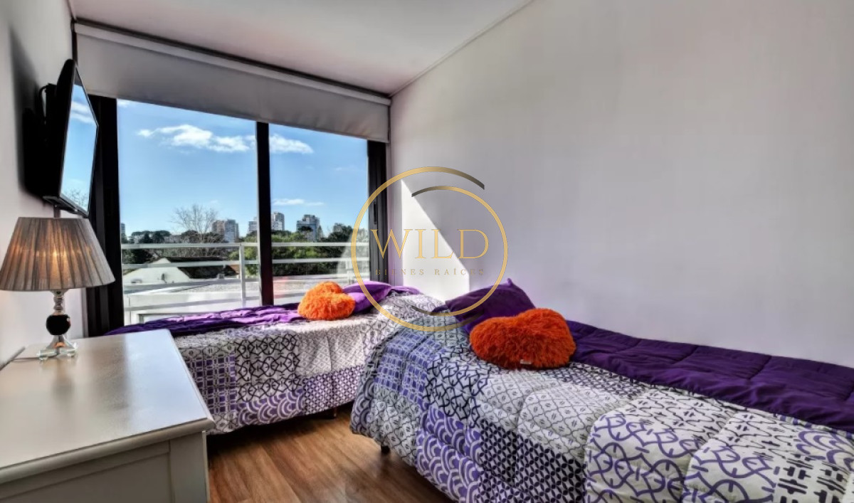 Apartamento ID.2069 - A pasos de Playa Mansa, Alexander Boulevard. 
