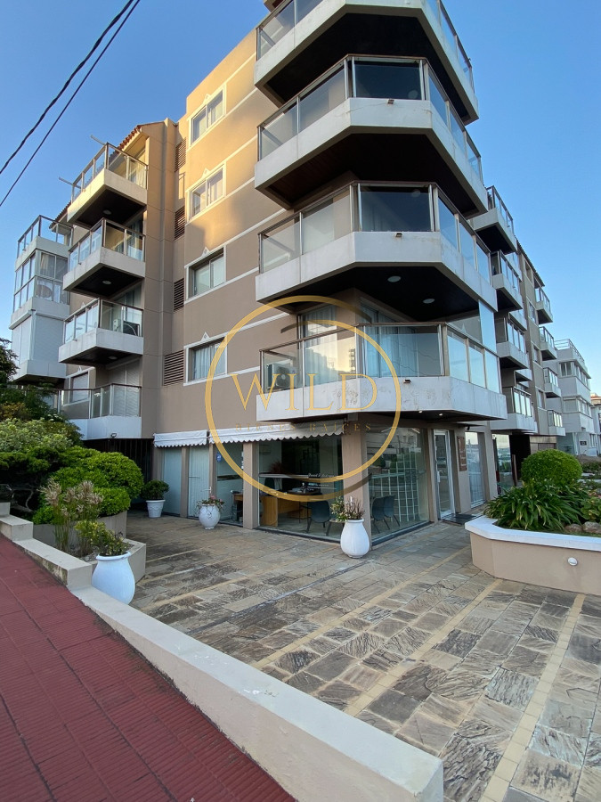 Apartamento ID.2272 - Departamento de 3 dormitorios en Punta del Este