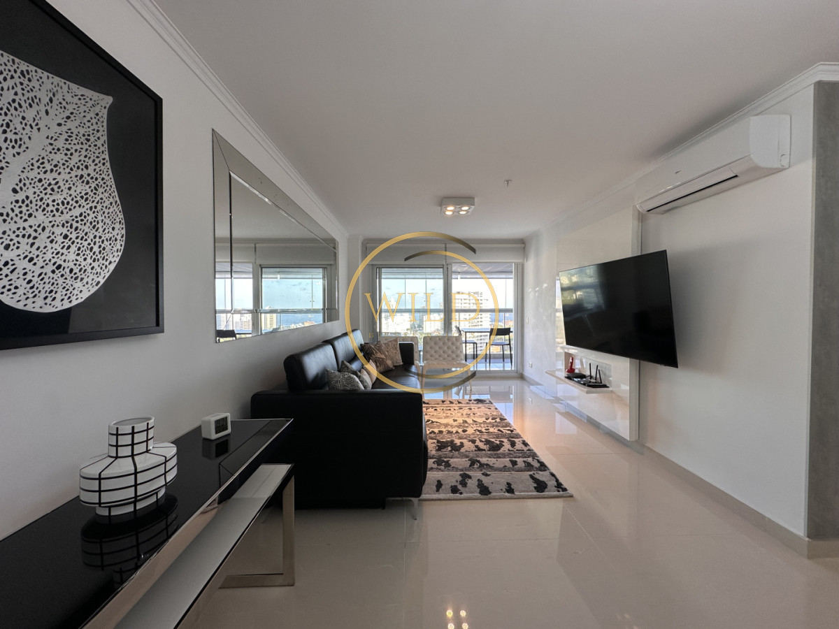 Apartamento ID.2621 - Vende apto de 2 dormitorios en Miami Boulevard ! Punta del este