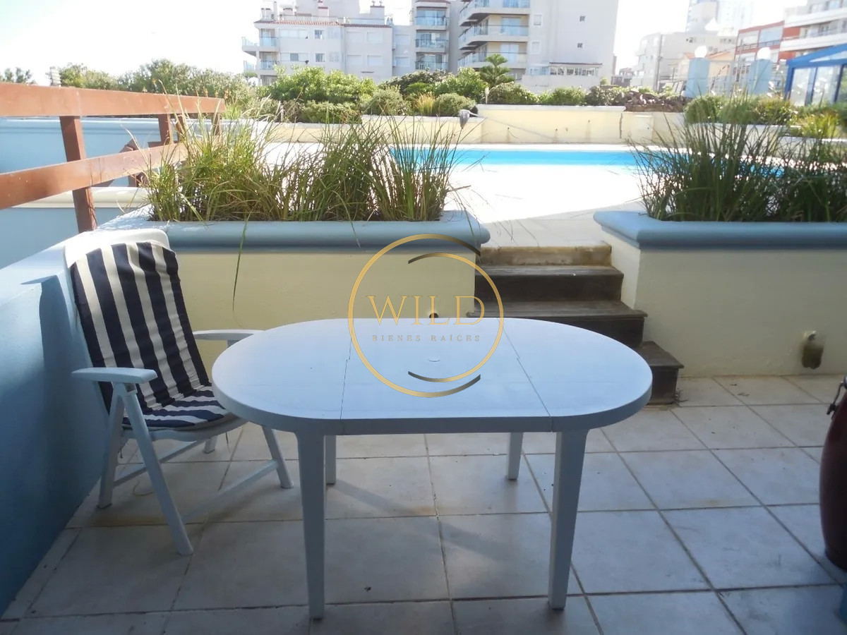 Apartamento ID.2346 - Apartamento en venta de 3 dormitorios en Península , Punta Del Este 