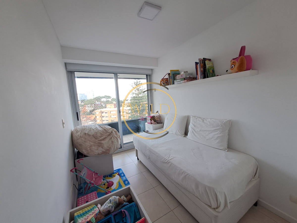 Apartamento ID.2018 - Vende departamento de 3 dormitorios y excelentes amenities en Mansa Punta del Este