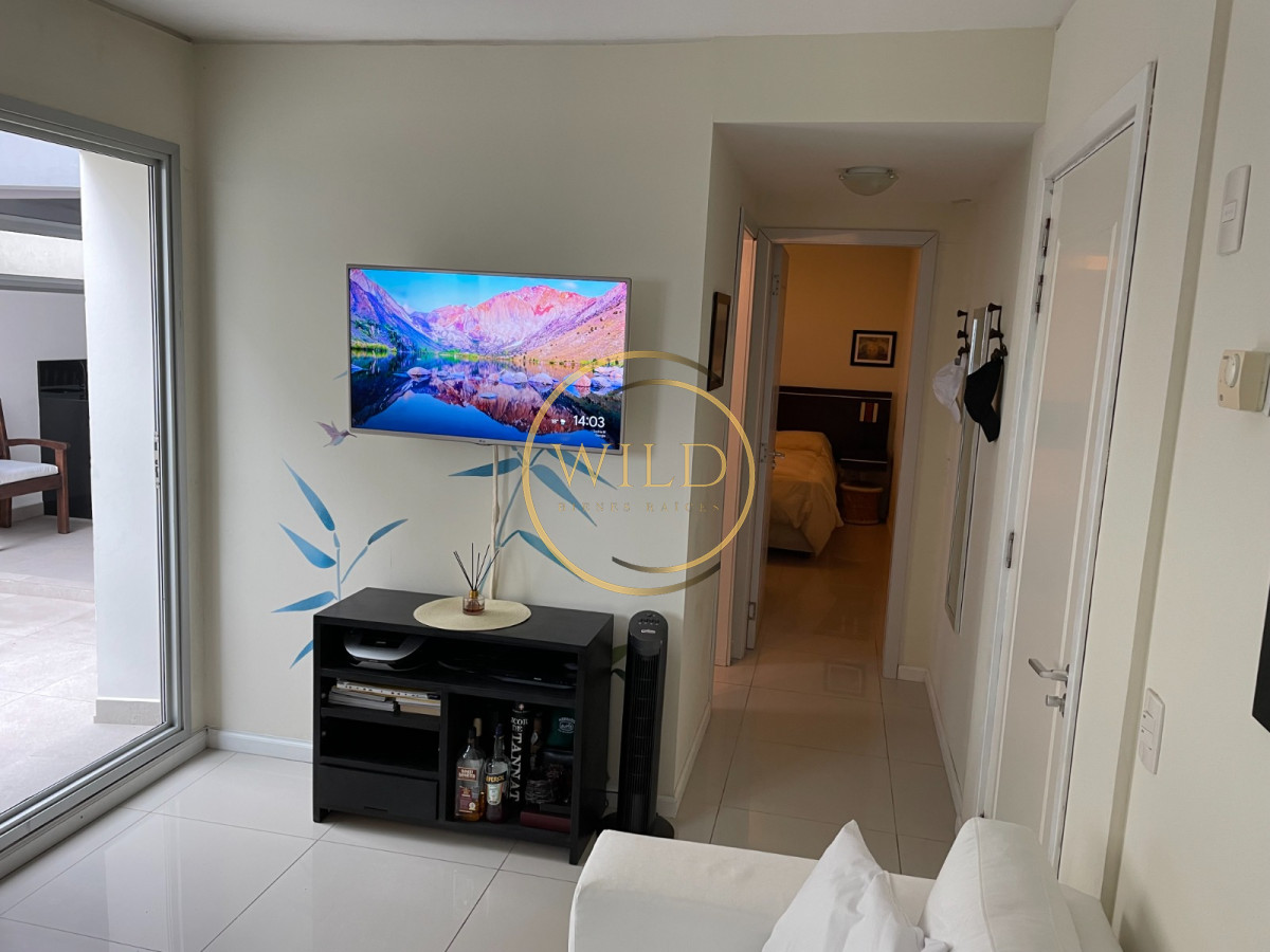 Apartamento ID.2278 - Vende apartamenro de 1 dormitorio en Peninsula, Punta del Este.