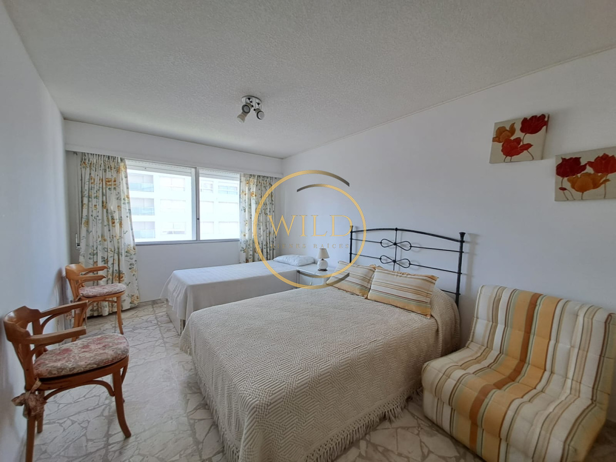 Apartamento ID.2245 - Apartamento en Venta de 2 dormitorios en Edificio I´marangatu, Playa Mansa , Punta del Este